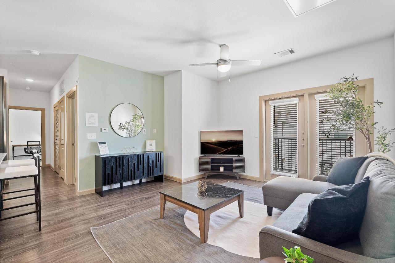 Luxe 3B/2B Getaway - Pool, Gym, Parking, Pet Wash Apartment Leander Exterior foto